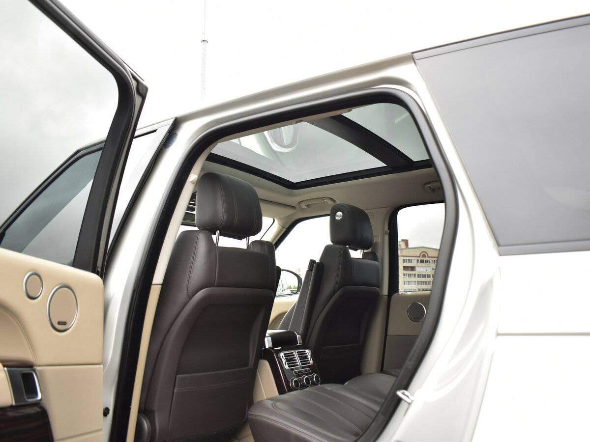 Б/У Лэнд Ровер Рэнж Ровер 2014 года. Фото: #10