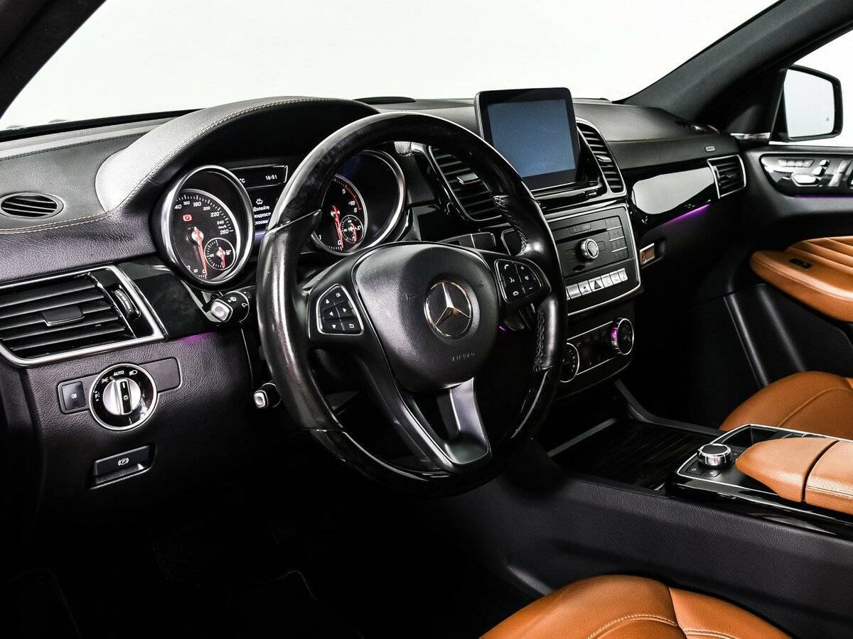 Б/У Мерседес-Бенц ГЛЕ 2017 года. Фото: #11