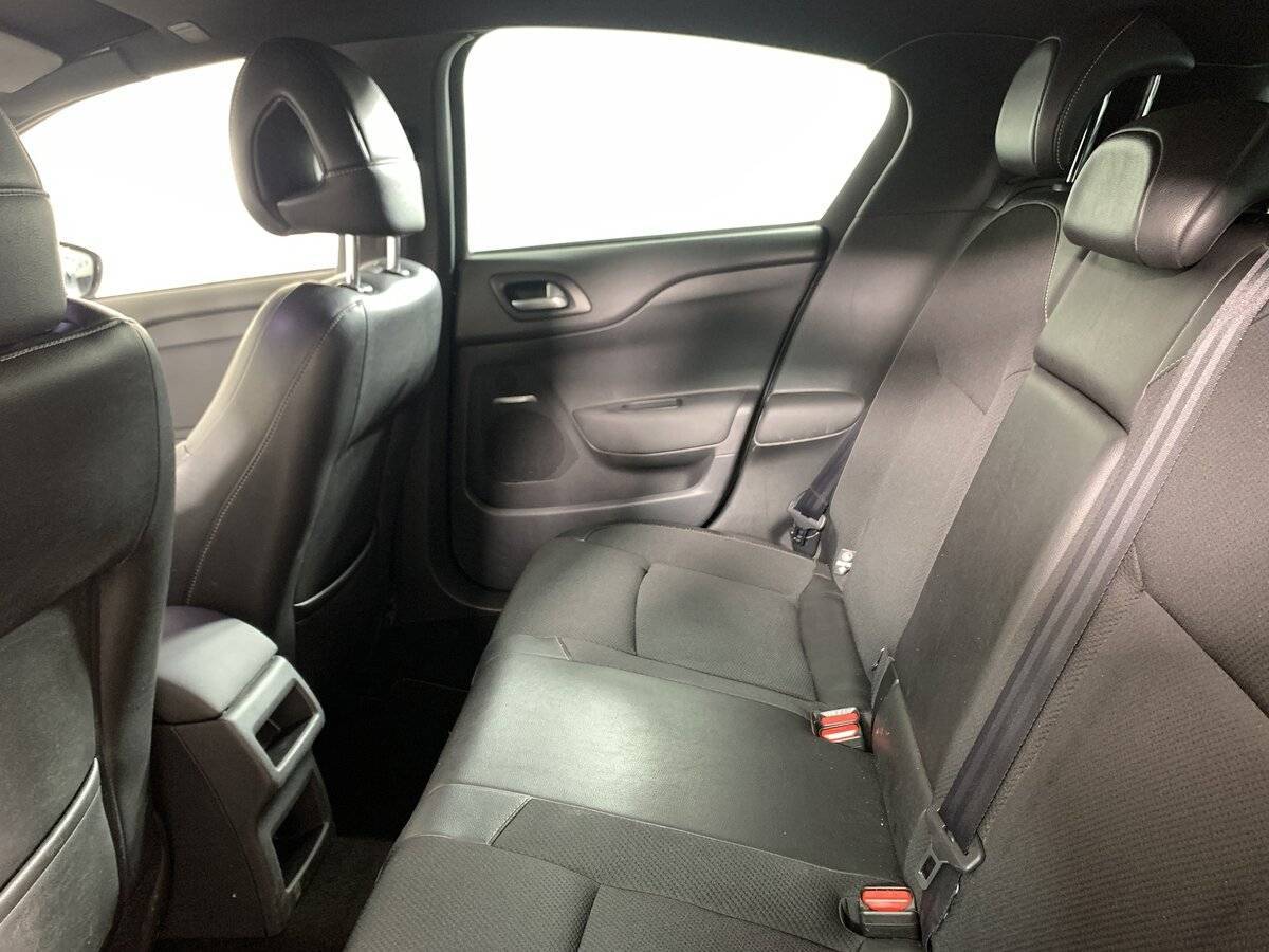 Б/У Ситроен ДС4 2013 года. Фото: #18