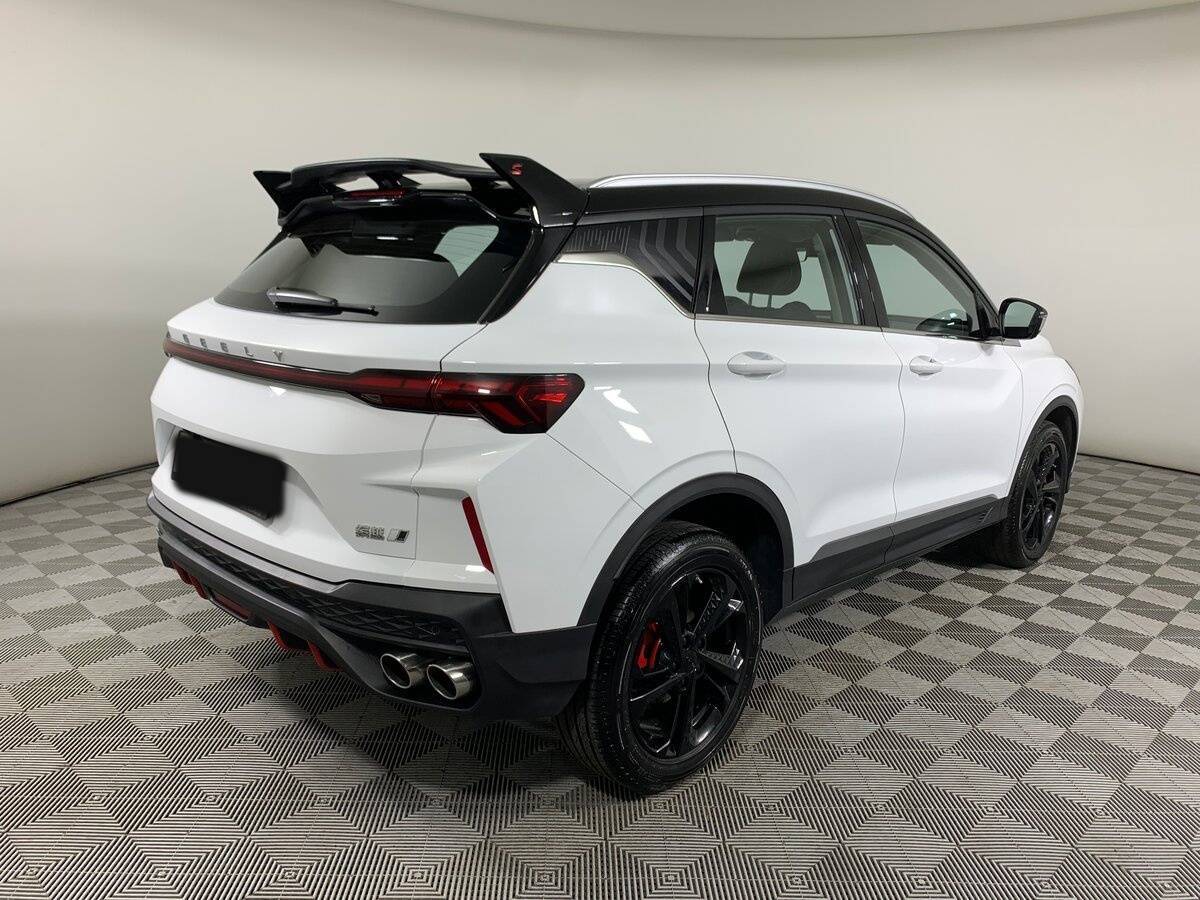 Б/У Джили Binyue Cool 2023 года. Фото: #4