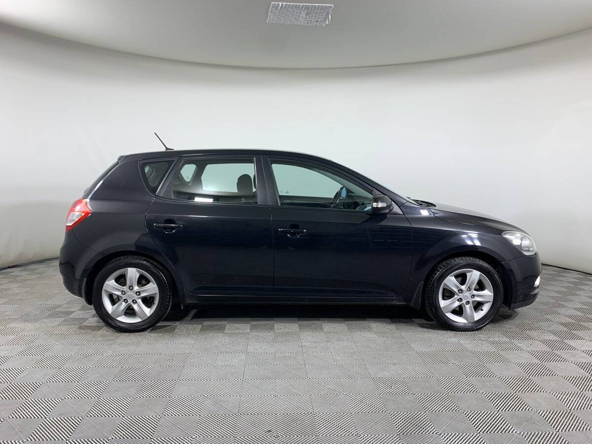 Б/У Киа Сид 2010 года. Фото: #3