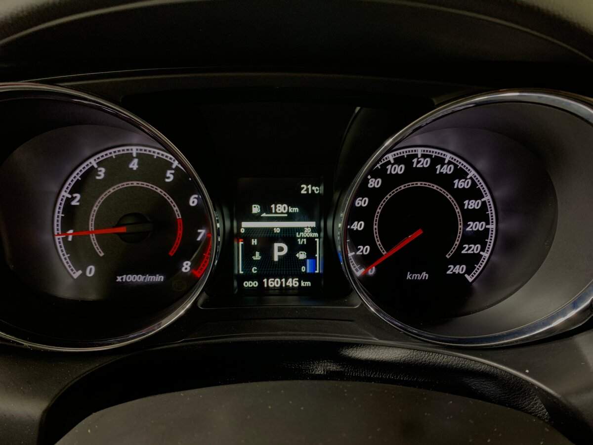 Б/У Митсубиши АС-Икс 2018 года. Фото: #14