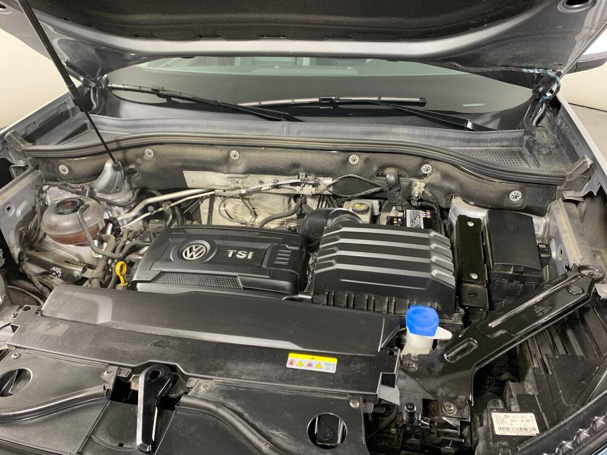 Б/У Фольксваген Терамонт 2021 года. Фото: #10