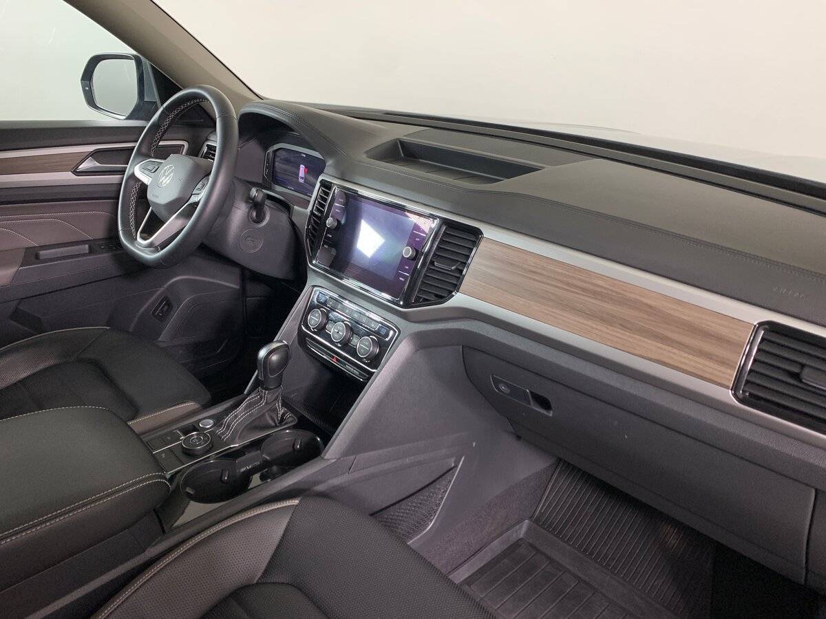 Б/У Фольксваген Терамонт 2021 года. Фото: #13