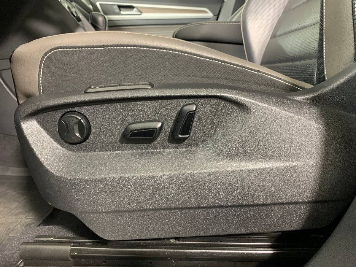 Б/У Фольксваген Терамонт 2021 года. Фото: #16