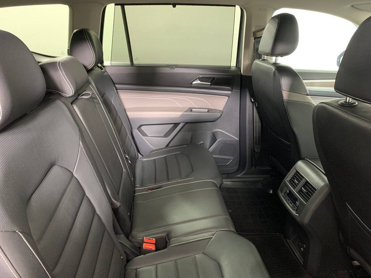 Б/У Фольксваген Терамонт 2021 года. Фото: #17