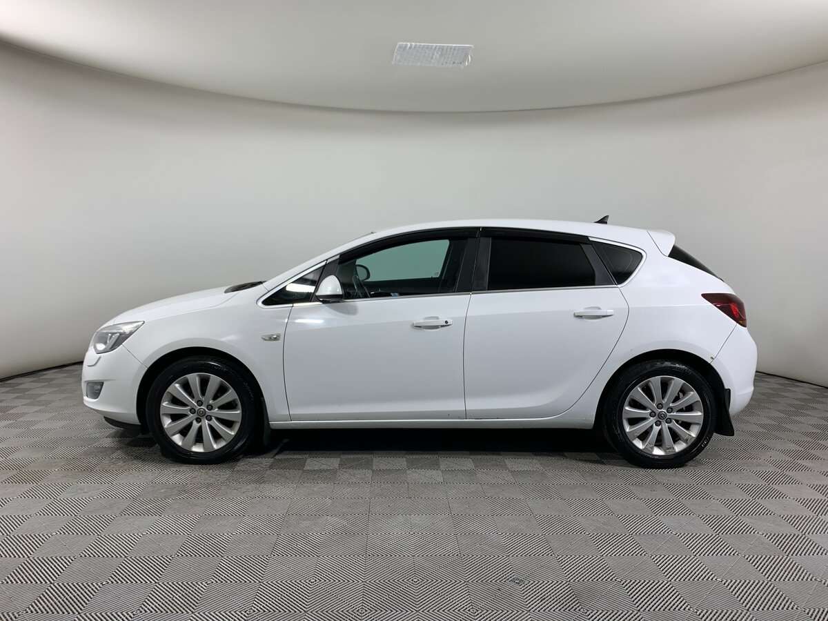 Б/У Опель Астра 2011 года. Фото: #7