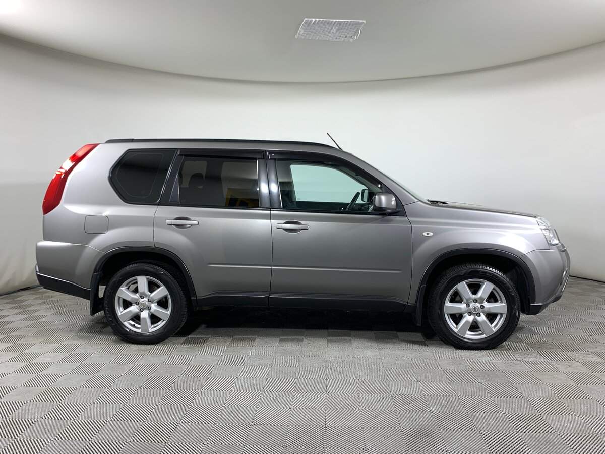 Б/У Ниссан Икс-Трейл 2012 года. Фото: #3