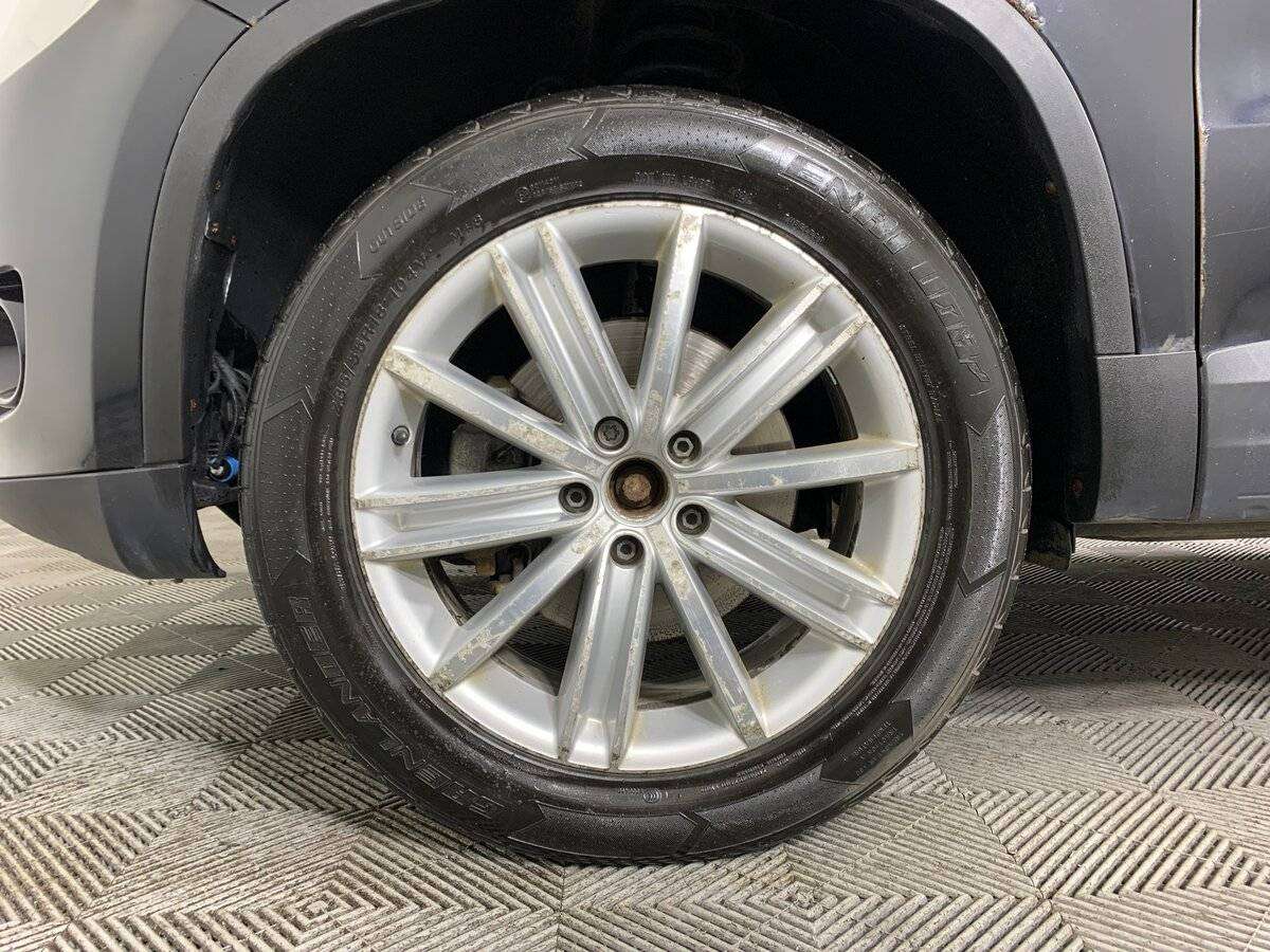 Б/У Фольксваген Тигуан 2010 года. Фото: #8