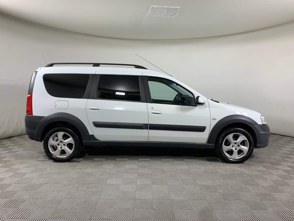 Б/У Лада (ВАЗ) Ларгус 2018 года. Фото: #3