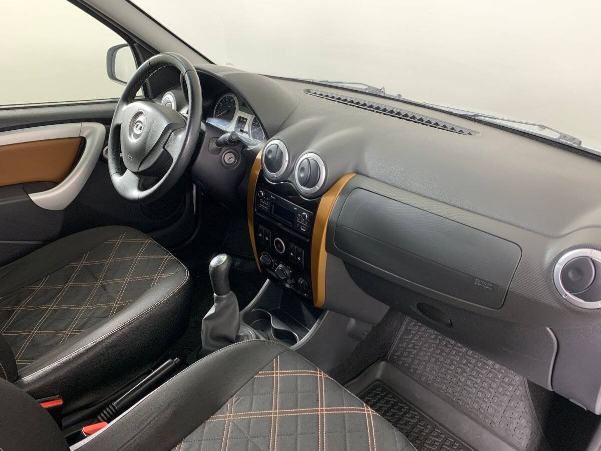 Б/У Лада (ВАЗ) Ларгус 2018 года. Фото: #12