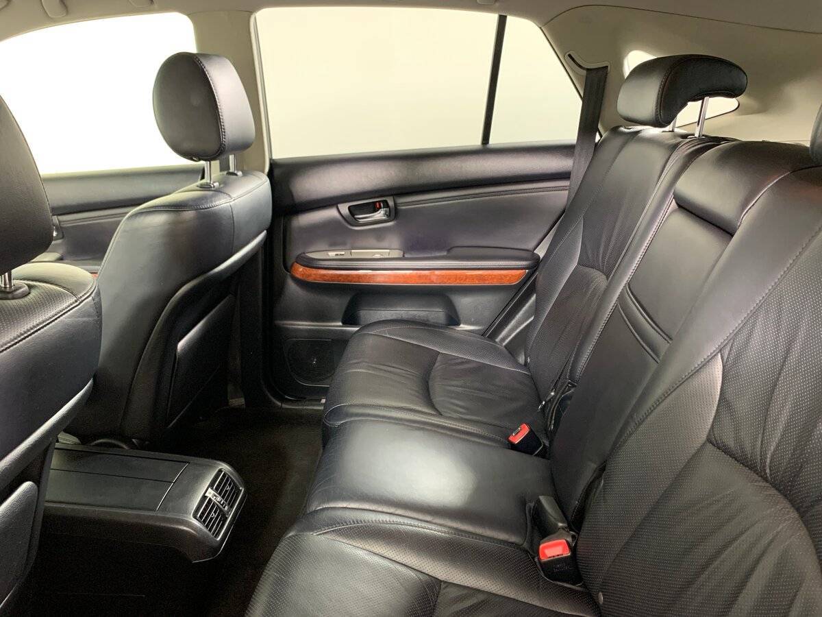 Б/У Лексус Р-Икс 2005 года. Фото: #17