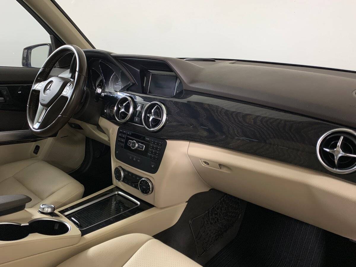 Б/У Мерседес-Бенц ГЛК-Класс 2014 года. Фото: #12