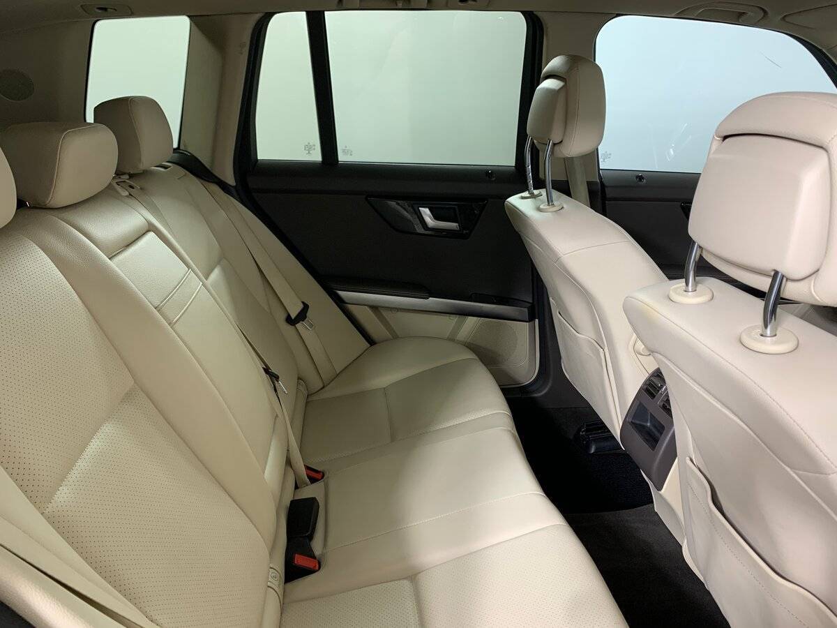 Б/У Мерседес-Бенц ГЛК-Класс 2014 года. Фото: #16