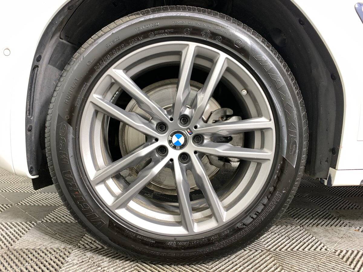 Б/У БМВ Икс3 2021 года. Фото: #9