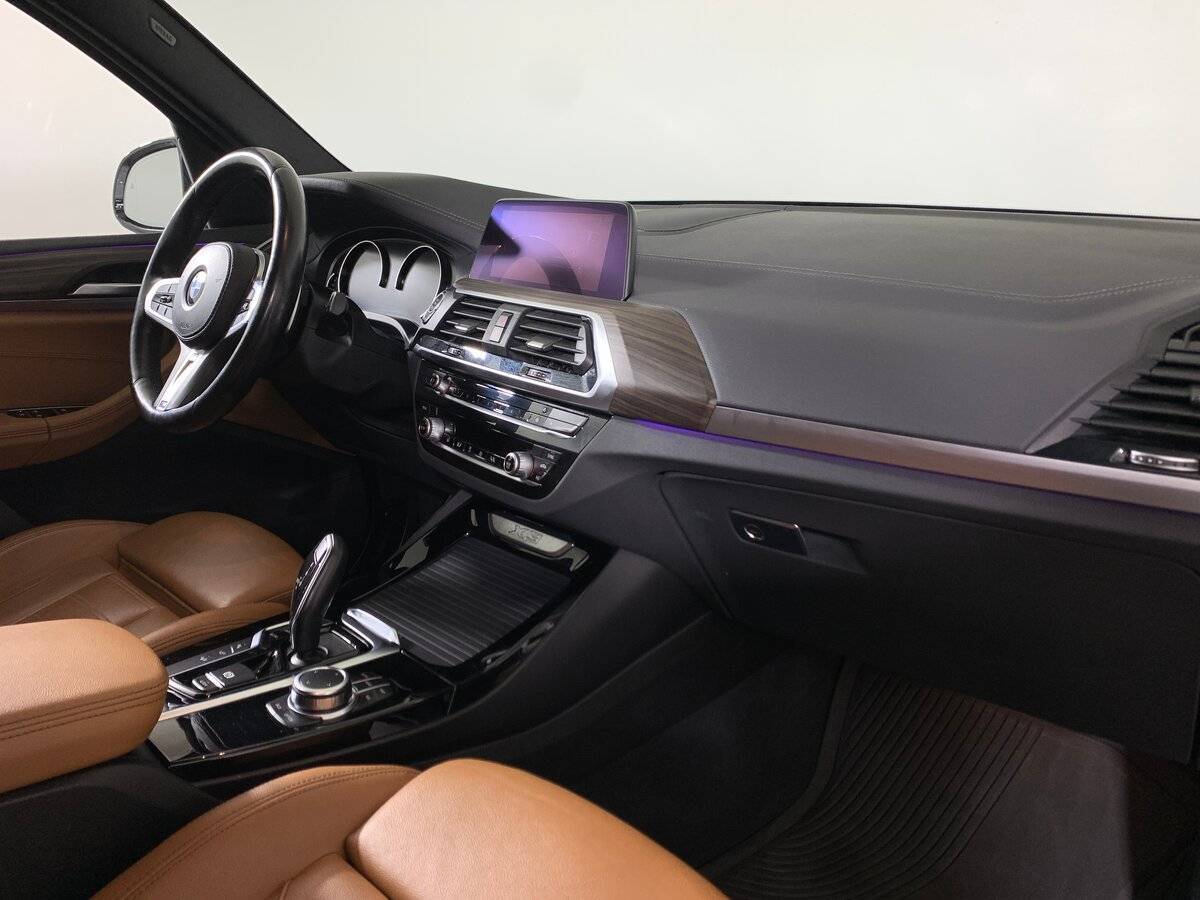 Б/У БМВ Икс3 2021 года. Фото: #12