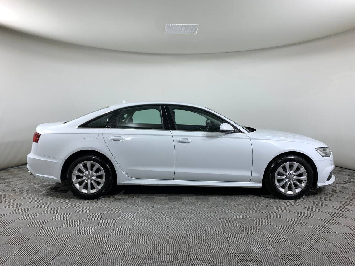 Б/У Ауди А6 2017 года. Фото: #3