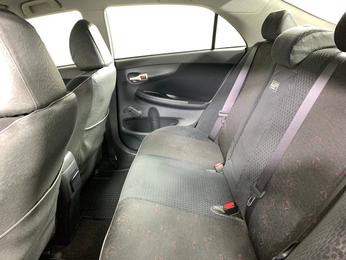 Б/У Тойота Королла 2008 года. Фото: #17