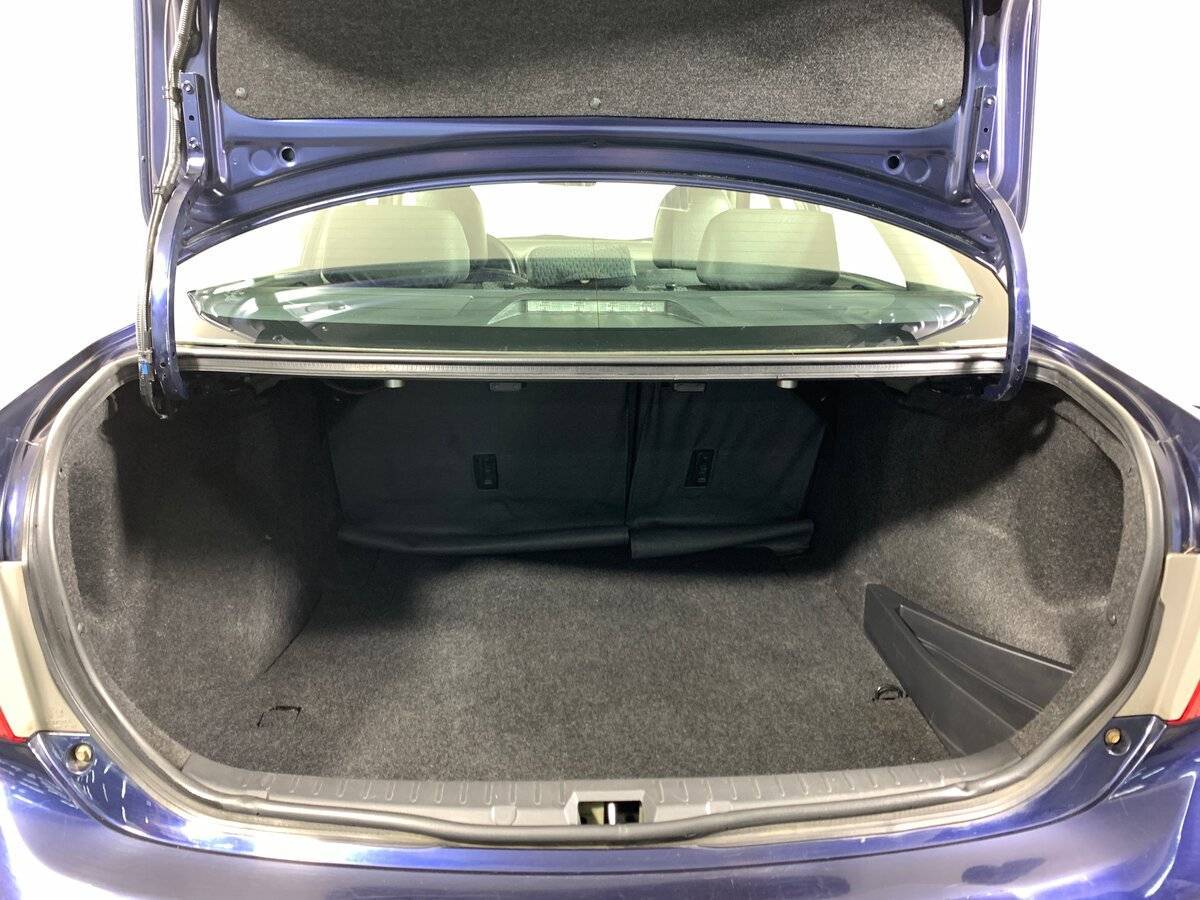 Б/У Тойота Королла 2008 года. Фото: #18