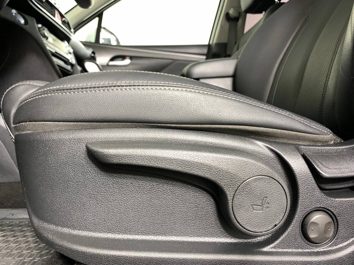 Б/У Хендай Санта Фе 2019 года. Фото: #15