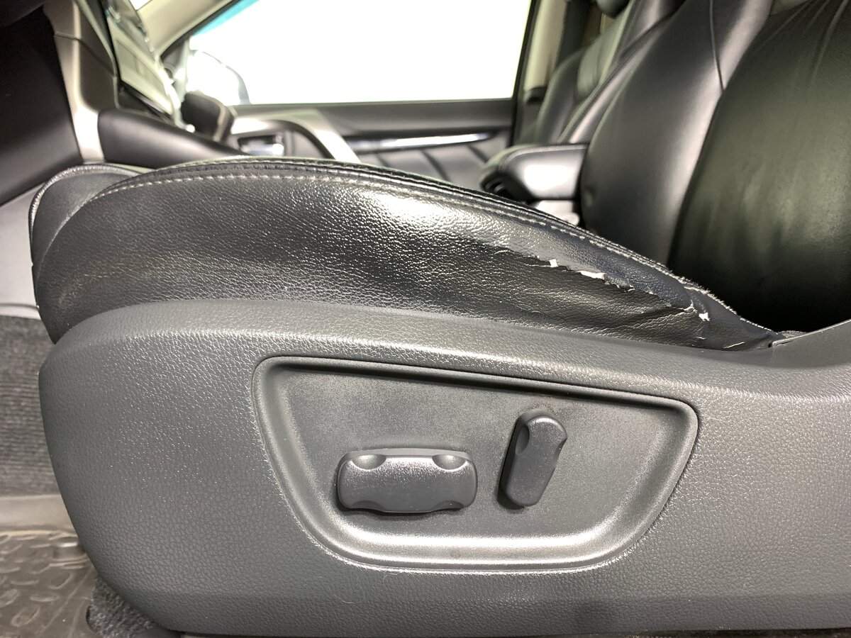 Б/У Митсубиши Паджеро Спорт 2018 года. Фото: #15