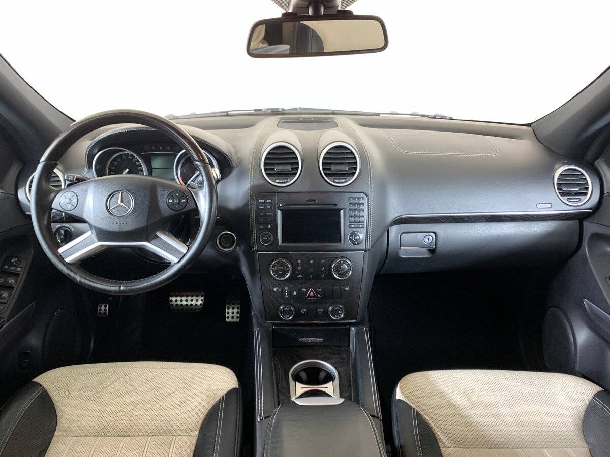 Б/У Мерседес-Бенц ГЛ-Класс 2011 года. Фото: #11