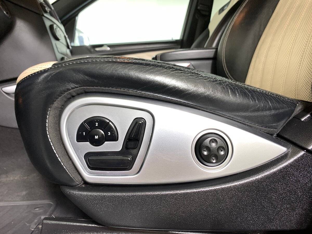 Б/У Мерседес-Бенц ГЛ-Класс 2011 года. Фото: #15