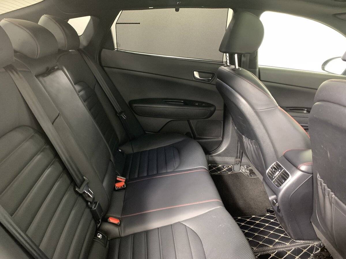 Б/У Киа Оптима 2018 года. Фото: #20