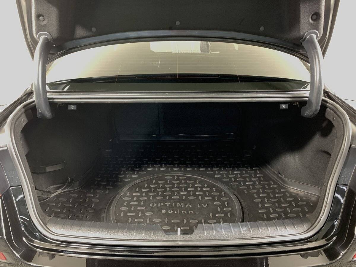 Б/У Киа Оптима 2018 года. Фото: #24