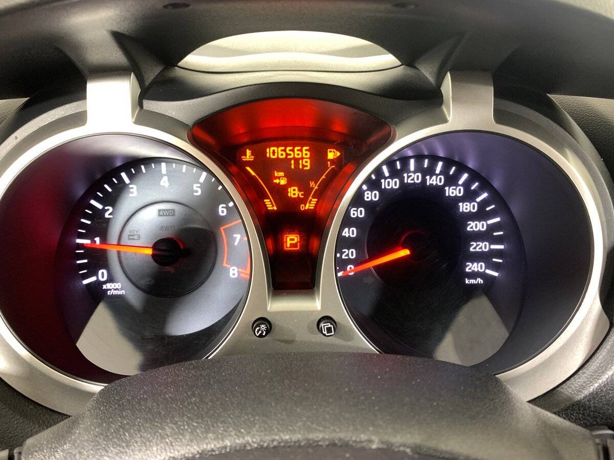 Б/У Ниссан Жук 2011 года. Фото: #13