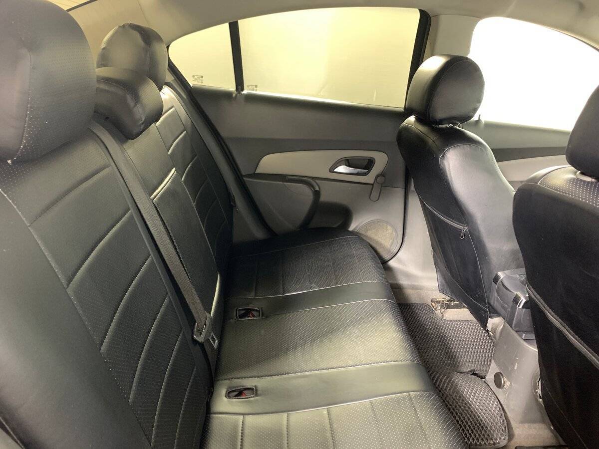 Б/У Шевроле Круз 2010 года. Фото: #16