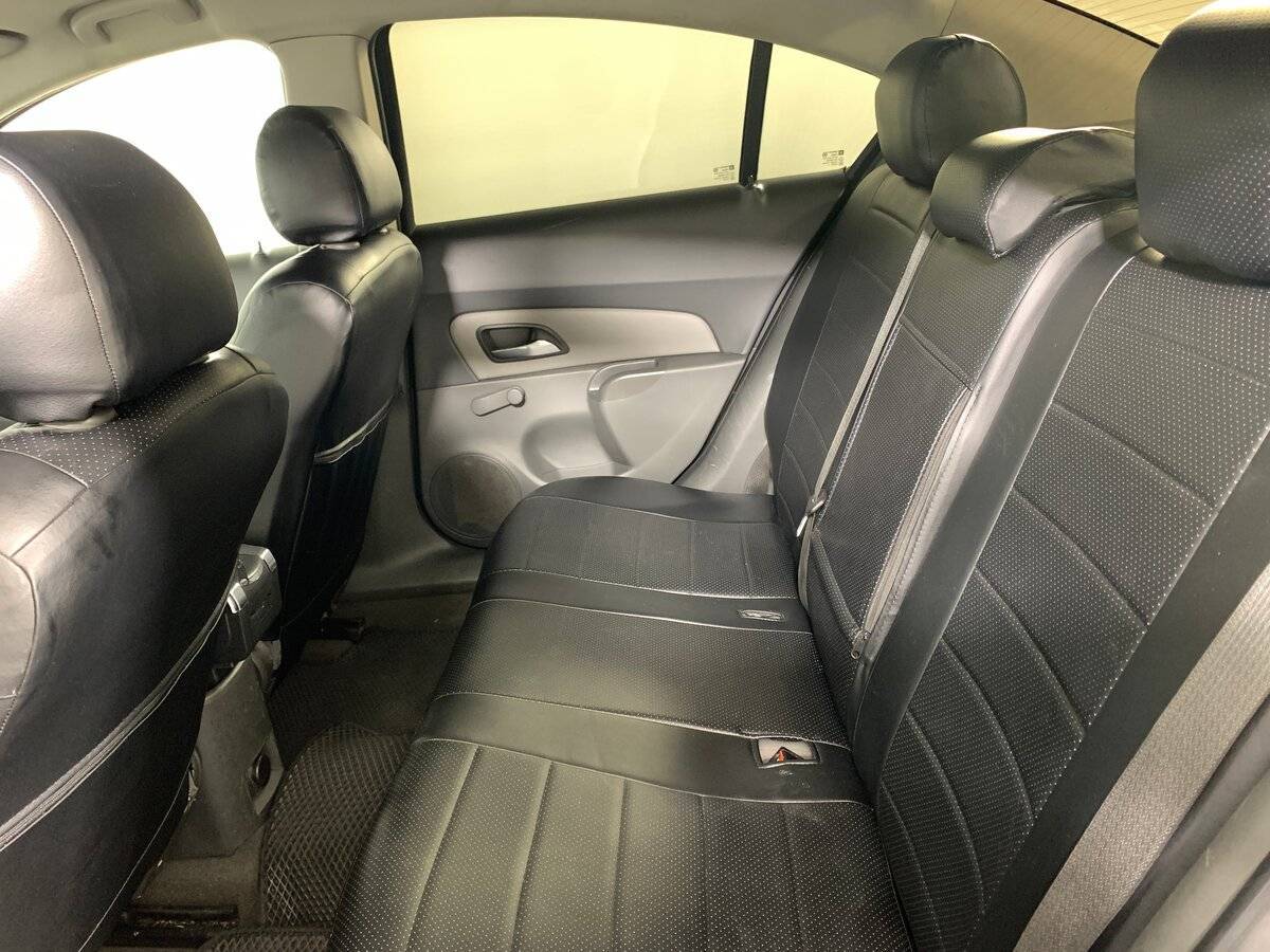 Б/У Шевроле Круз 2010 года. Фото: #17