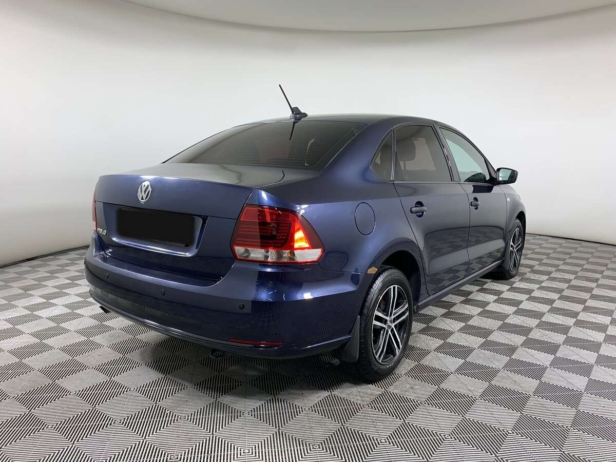 Б/У Фольксваген Поло 2017 года. Фото: #4