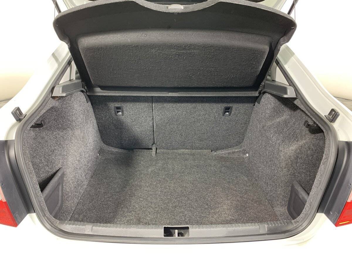 Б/У Шкода Рапид 2016 года. Фото: #18