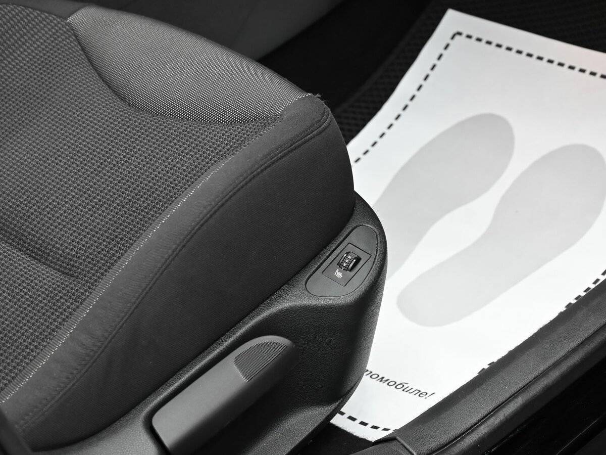 Б/У Пежо 308 2011 года. Фото: #12