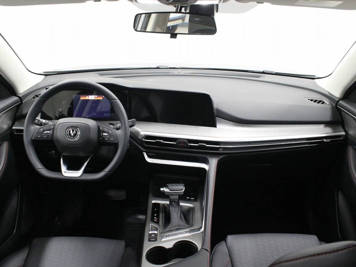 Б/У Чанган CS35 Plus 2024 года. Фото: #8