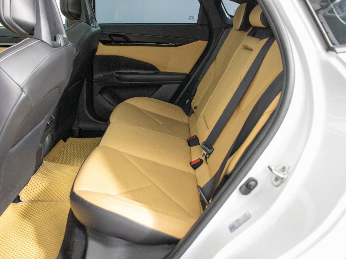 Б/У Чанган УНИ-В 2023 года. Фото: #10