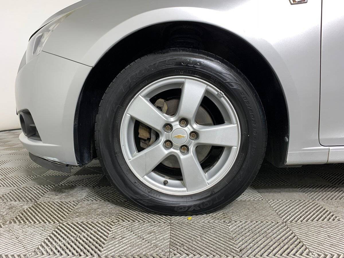 Б/У Шевроле Круз 2011 года. Фото: #8