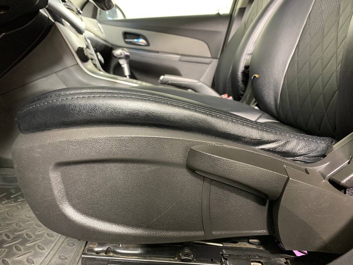 Б/У Шевроле Круз 2011 года. Фото: #15