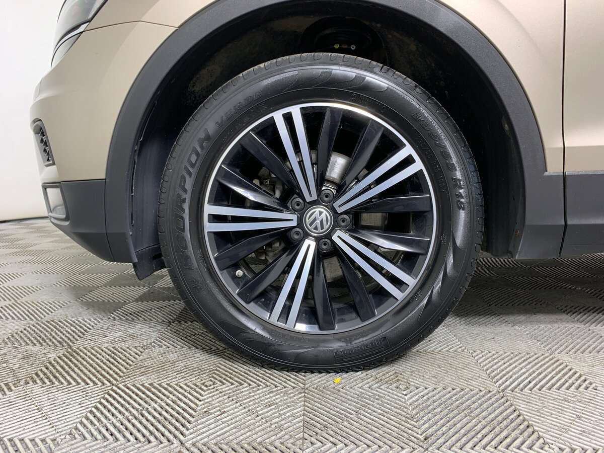 Б/У Фольксваген Тигуан 2018 года. Фото: #8