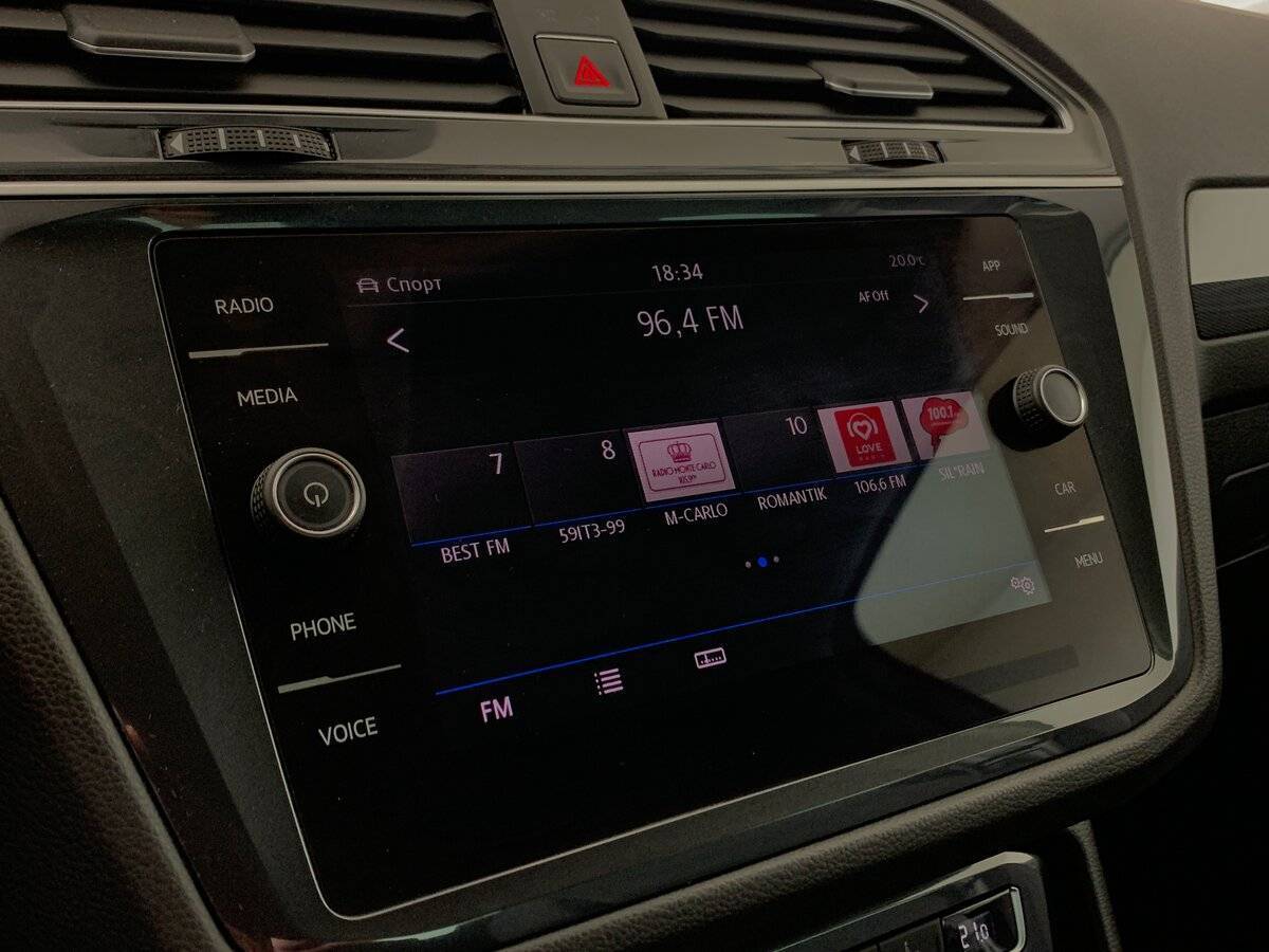 Б/У Фольксваген Тигуан 2018 года. Фото: #14