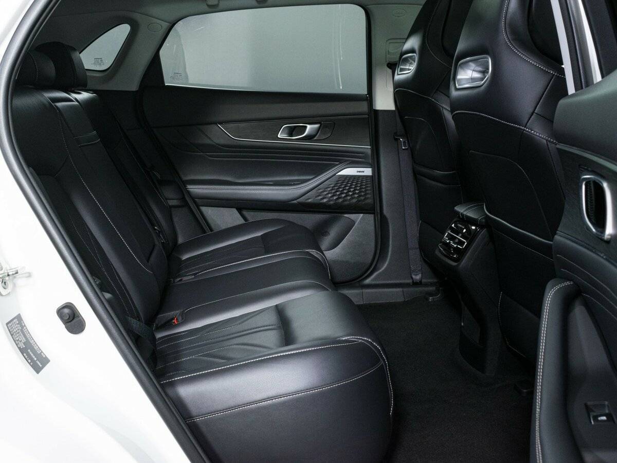 Б/У Чанган УНИ-К 2023 года. Фото: #12