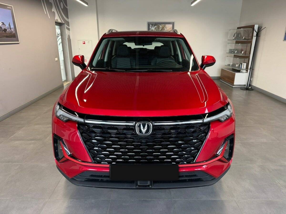 Б/У Чанган CS35 Plus 2022 года. Фото: #1