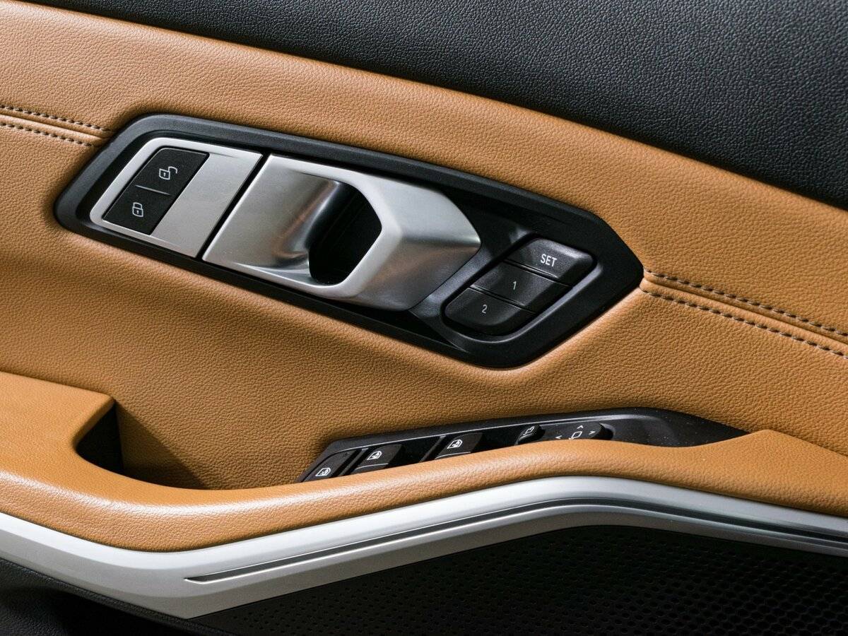 Б/У БМВ 3 серии 2021 года. Фото: #17