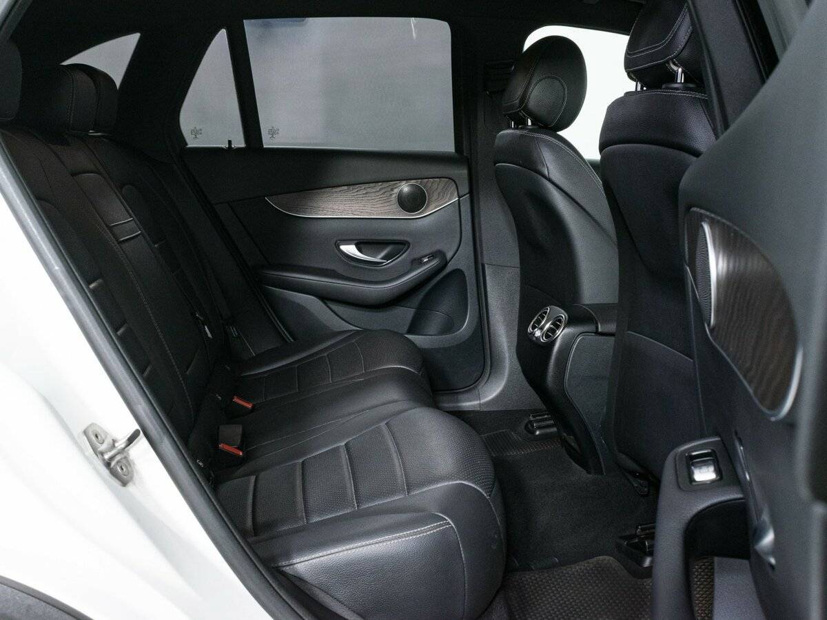 Б/У Мерседес-Бенц ГЛЦ 2020 года. Фото: #12