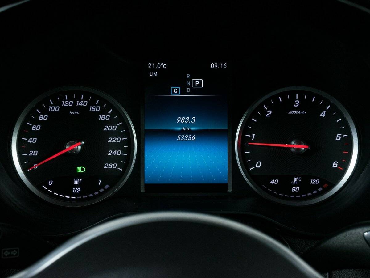 Б/У Мерседес-Бенц ГЛЦ 2020 года. Фото: #13