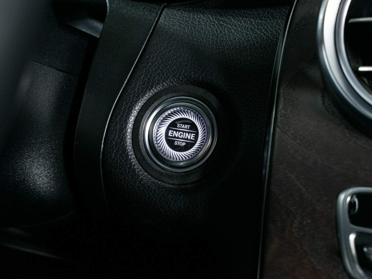 Б/У Мерседес-Бенц ГЛЦ 2020 года. Фото: #15