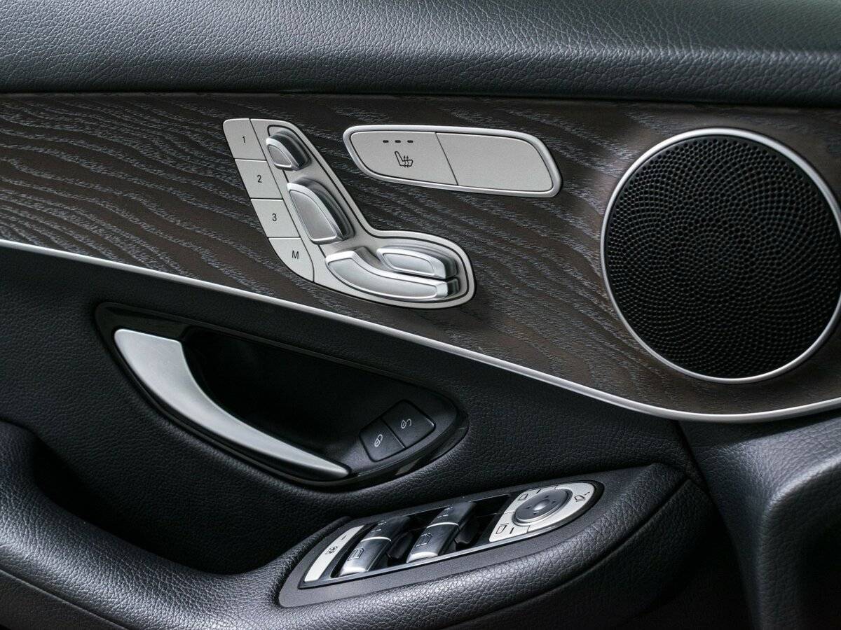 Б/У Мерседес-Бенц ГЛЦ 2020 года. Фото: #17