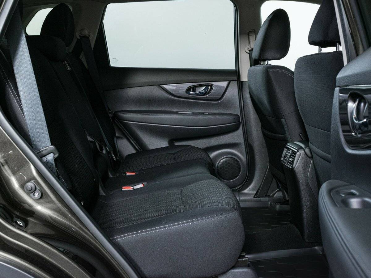 Б/У Ниссан Икс-Трейл 2021 года. Фото: #12