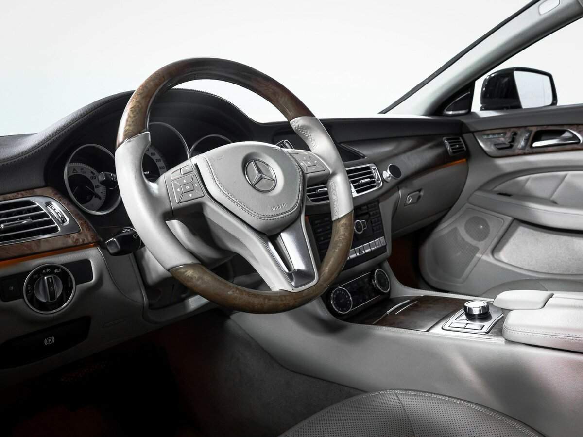 Б/У Мерседес-Бенц ЦЛС 2012 года. Фото: #13